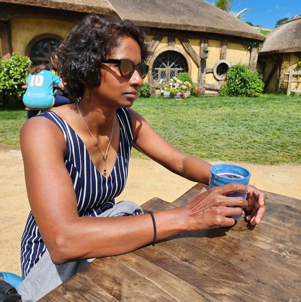 Meet your Posher, Keerthi